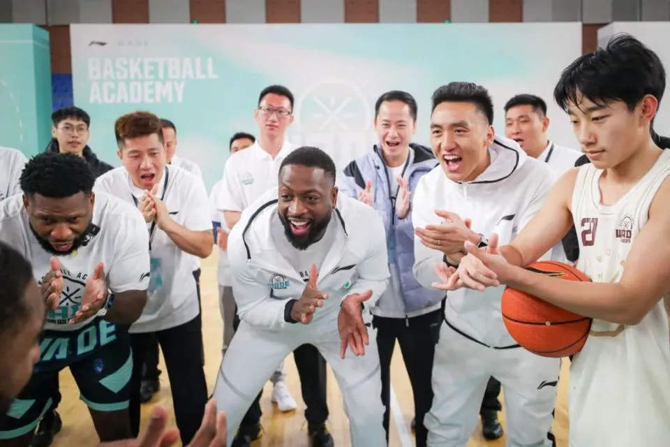 业余篮球选手如何通过试训提升技能_2